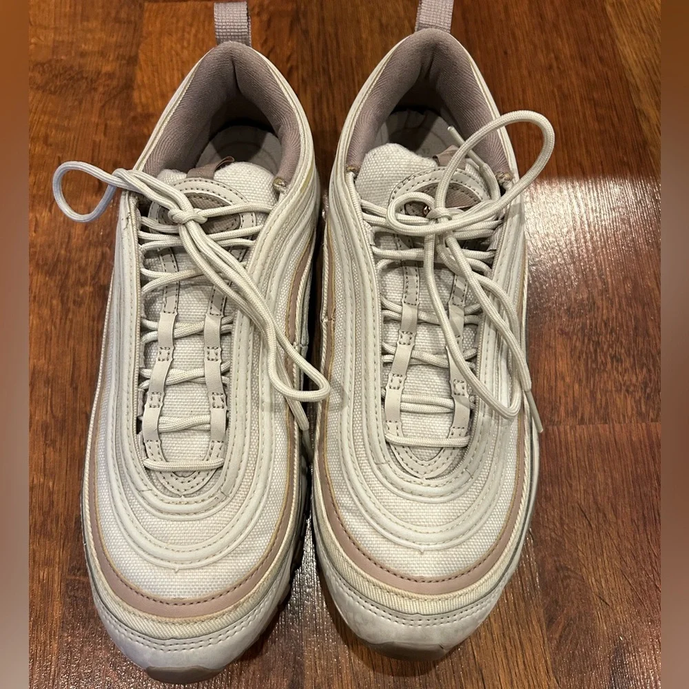 Nike Air Max 97 Barley Rose Low Top Lace Up Size 7 Athletic Running Sneakers